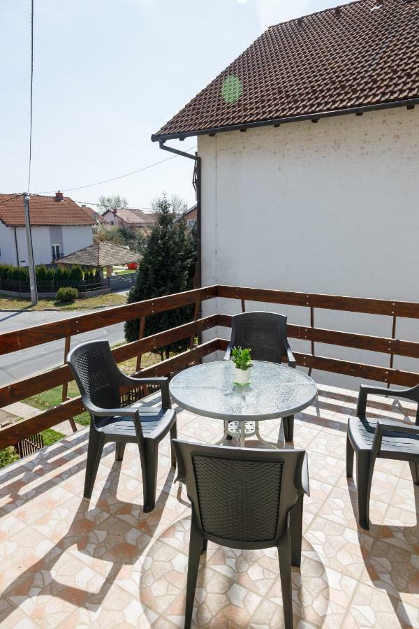 Apartmani Maraton Vukovar Exterior photo